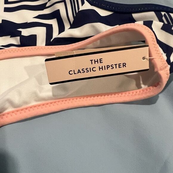 Victoria's Secret Navy and White Bikini Bottom - Picture 6 of 9